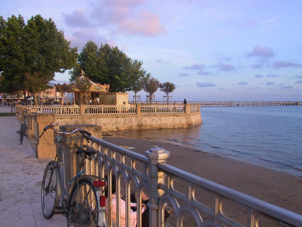 Le Magellan Appartement Terrasse 4 Personnes Plage Et Centre Ville 앙데르노스레방 외부 사진